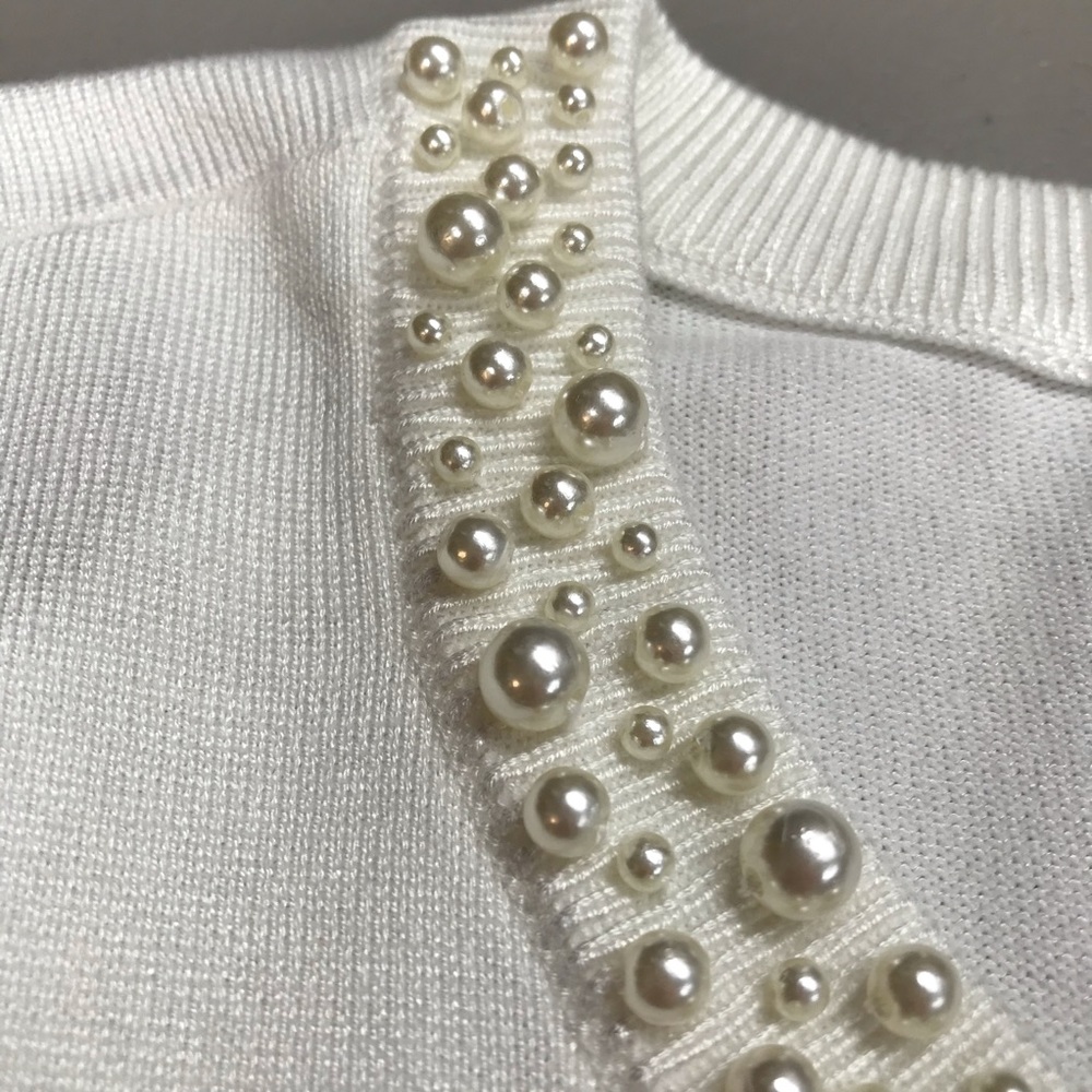Karl Lagerfeld Top Beaded Neckline Ruffle Sleeve - Picture 2 of 9